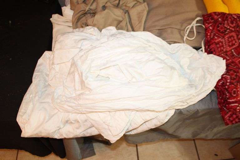 Afgan, Bed Sheets, Blankets, and Electric Blanket