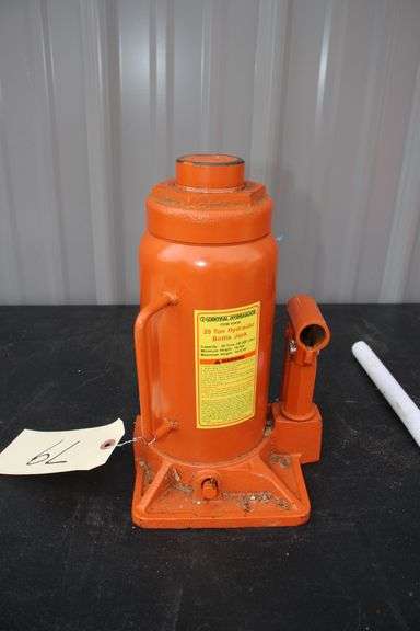 Central Hydraulics 20 Ton Hydraulic Jack with Handle