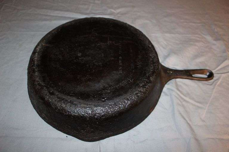 11 3/4 Inch Cast Iron Skillet