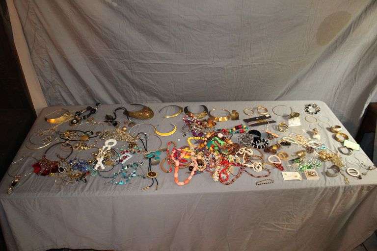 Gorget Necklaces, Necklaces, Bracelets, Bolo Tie, Shirt Pins, and Misc. Costume Jewelry