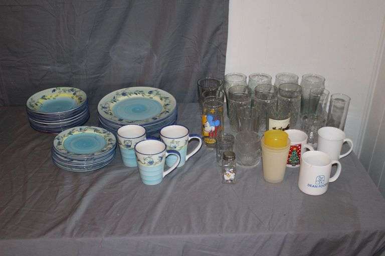 WCL Plates, Saucers, Bowls, and Mugs, Coca Cola Glasses, Coffee Mugs, and Misc. Glassware image