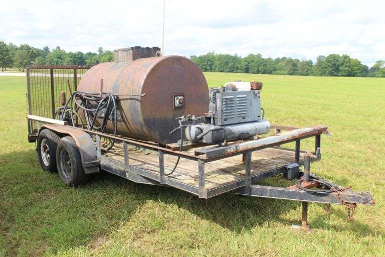 16 Ft. Trailer with Sealmaster Asphalt Sealer Tank and Spraying Agitator image