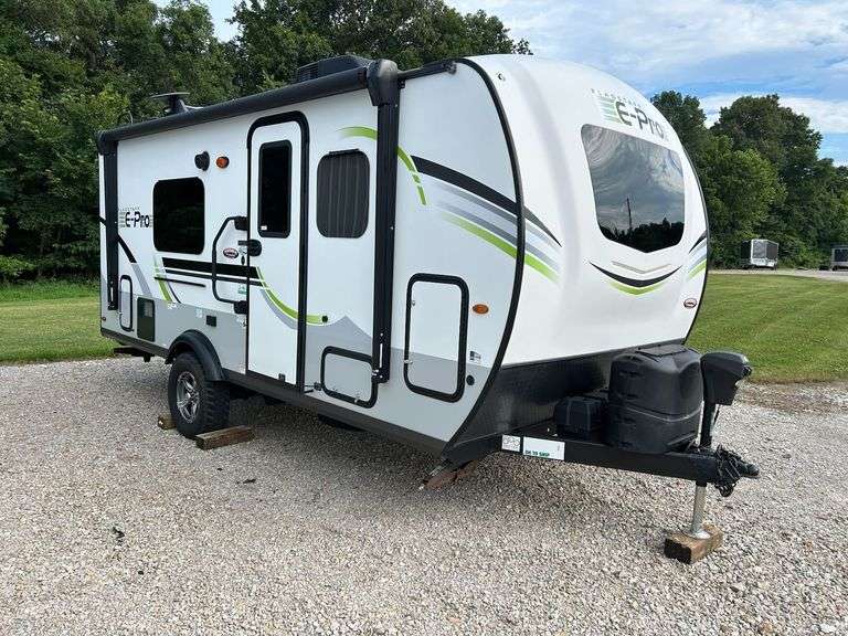 2022 Flagstaff by Forest River E-Pro 19FD Travel Trailer image