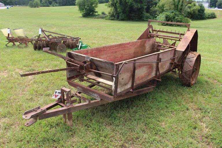 12 Ft. Two Wheel Manure Spreader image