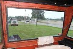 1969 Allis-Chalmers 190 XT Tractor