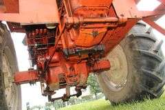 1969 Allis-Chalmers 190 XT Tractor
