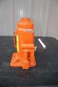 Central Hydraulics 20 Ton Hydraulic Jack with Handle