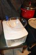 Cake Server, Bella Waffle Maker, Fry Basket, Frying Pans, Glass Cutting Boards, Fry Basket, Juicer, Popcorn Maker, Cake Mold, and Misc.