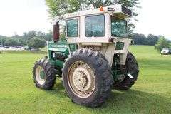 1974 Oliver 2255 Tractor
