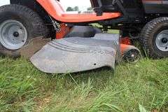 Husqvarna YTH 24V54 Riding Lawn Mower