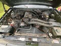 1994 Ford FWD F-150 XLT Long Bed Truck