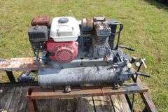 16 Ft. Trailer with Sealmaster Asphalt Sealer Tank and Spraying Agitator