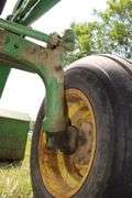 1980 John Deere 2640 B Tractor with 146 Front End Loader with Bucket