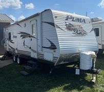 2009 Puma by Palomino 27 Ft. Camper