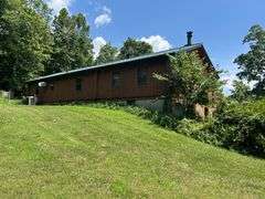 PARCEL 1: LOG HOME - BASEMENT - GARAGE - 1.2 ACRES: 487 Quiggins Lane, Leitchfield, KY 42754