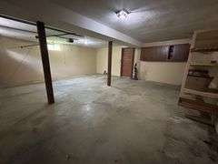 PARCEL 1: LOG HOME - BASEMENT - GARAGE - 1.2 ACRES: 487 Quiggins Lane, Leitchfield, KY 42754
