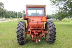1969 Allis-Chalmers 190 XT Tractor