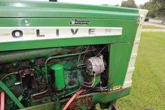 1974 Oliver 1655 Tractor