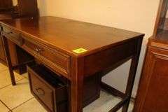 2 Drawer Table and 2 Drawer End Table on Wheels