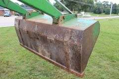 1980 John Deere 2640 B Tractor with 146 Front End Loader with Bucket