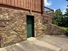PARCEL 1: LOG HOME - BASEMENT - GARAGE - 1.2 ACRES: 487 Quiggins Lane, Leitchfield, KY 42754