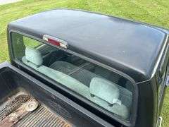 1994 Ford FWD F-150 XLT Long Bed Truck