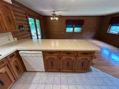 PARCEL 1: LOG HOME - BASEMENT - GARAGE - 1.2 ACRES: 487 Quiggins Lane, Leitchfield, KY 42754