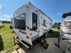2009 Puma by Palomino 27 Ft. Camper