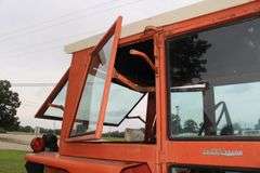1969 Allis-Chalmers 190 XT Tractor