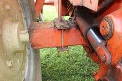 1969 Allis-Chalmers 190 XT Tractor