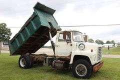1977 Ford 8000 Single Axle Dump Truck