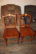 Dining Table and (4) Chairs