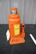 Central Hydraulics 20 Ton Hydraulic Jack with Handle