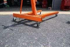 Central Hydraulics 2 Ton Shop Crane