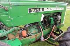 1974 Oliver 1655 Tractor