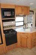 2009 Puma by Palomino 27 Ft. Camper
