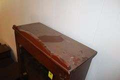 8 Gun Glass Door Gun Cabinet