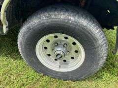 1994 Ford FWD F-150 XLT Long Bed Truck