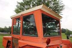 1969 Allis-Chalmers 190 XT Tractor