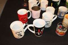 Garfield the Cat Glass Mugs, Soup Mug, Gravy Boat, and Misc. Coffee Mugs