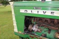 1974 Oliver 1655 Tractor