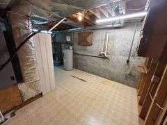 PARCEL 1: LOG HOME - BASEMENT - GARAGE - 1.2 ACRES: 487 Quiggins Lane, Leitchfield, KY 42754