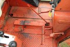 1969 Allis-Chalmers 190 XT Tractor