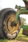 1980 John Deere 2640 B Tractor with 146 Front End Loader with Bucket