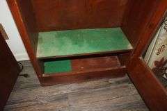 8 Gun Glass Door Gun Cabinet