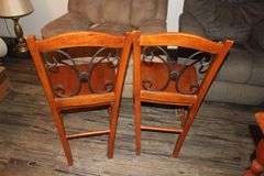 Dining Table and (4) Chairs