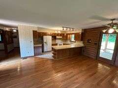 PARCEL 1: LOG HOME - BASEMENT - GARAGE - 1.2 ACRES: 487 Quiggins Lane, Leitchfield, KY 42754