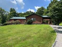 PARCEL 1: LOG HOME - BASEMENT - GARAGE - 1.2 ACRES: 487 Quiggins Lane, Leitchfield, KY 42754