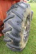 1969 Allis-Chalmers 190 XT Tractor