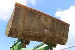 1980 John Deere 2640 B Tractor with 146 Front End Loader with Bucket